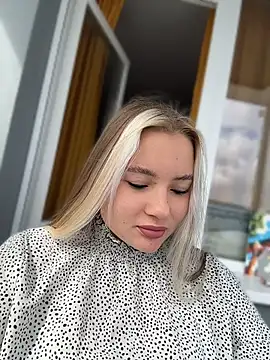 Mrs Lust online show from 22, 5, 2026