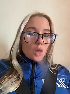Mrs Lust online show from 15, 5, 2026