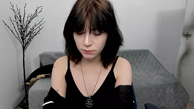 Snapshot of Frau_Emma chatting on 11, 4, 2026 Frau Emma online show from 11, 4, 2026