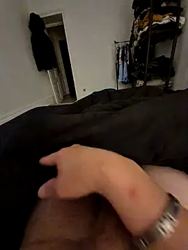 lolo0105 online show from 12, 4, 2026