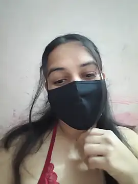 Snapshot of REENA-STRIP chatting on 17, 5, 2026 REENA-STRIP online show from 17, 5, 2026