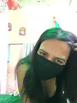 Snapshot of REENA-STRIP chatting on 4, 5, 2026 REENA-STRIP online show from 4, 5, 2026