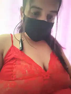 Snapshot of REENA-STRIP chatting on 19, 5, 2026 REENA-STRIP online show from 19, 5, 2026