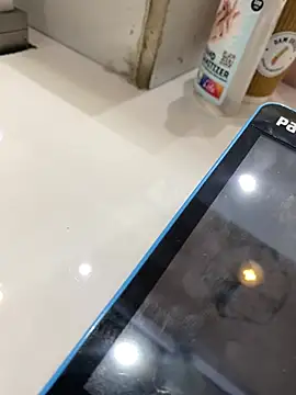 boy good12 online show from 2, 4, 2026