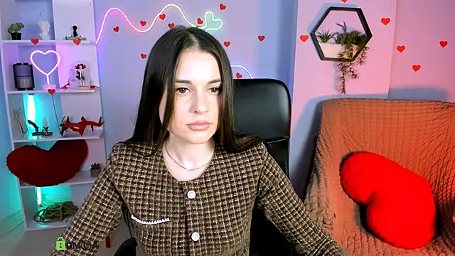 Snapshot of sara_musee chatting on 10, 4, 2026 sara musee online show from 10, 4, 2026