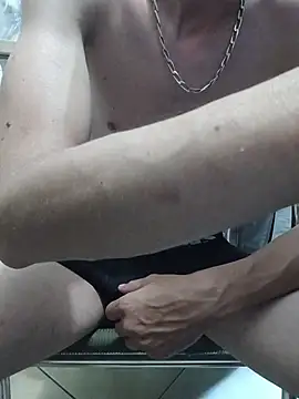 Snapshot of Skinboy06 chatting on 29, 6, 2026 Skinboy06 online show from 29, 6, 2026