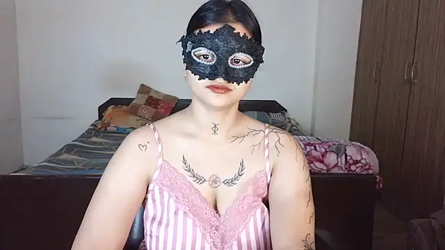 Punjabi baddie  online show from 25, 5, 2026