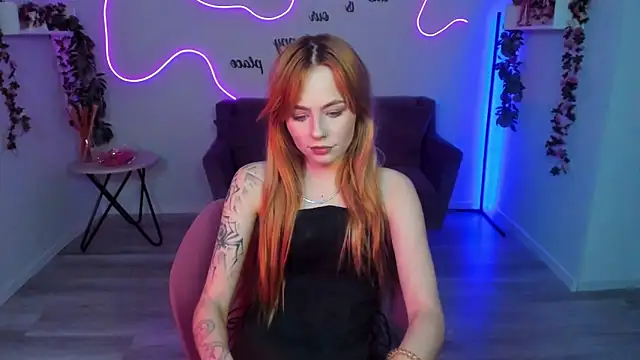 MiaSensitive online show from 28, 4, 2026