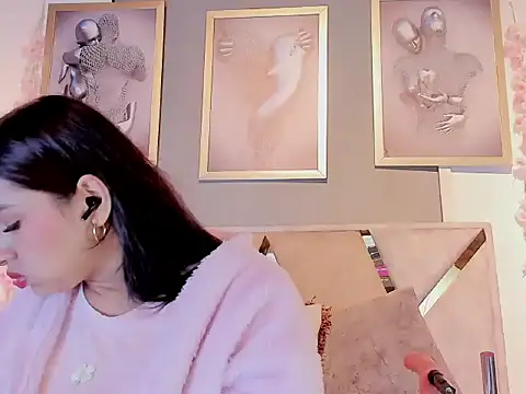Mrs Daniels online show from 11, 5, 2026