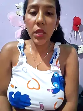 Snapshot of emily_fox01 chatting on 2, 6, 2026 emily fox01 online show from 2, 6, 2026