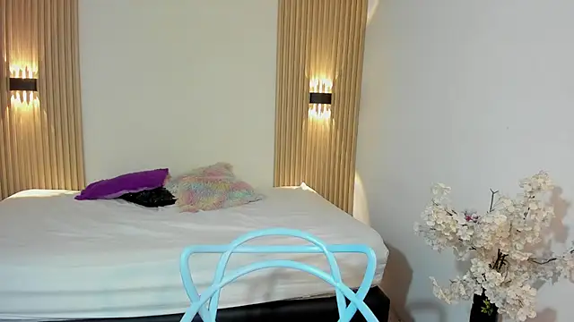 Lizzy thow online show from 21, 3, 2026