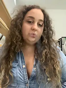 CurlyMaddie online show from 15, 7, 2026