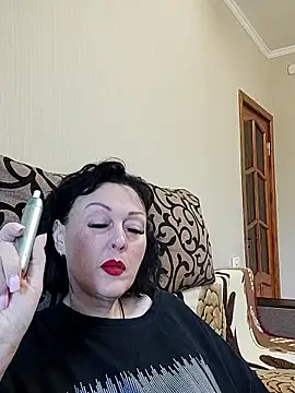 Snapshot of HelgaDennis chatting on 11, 5, 2026 HelgaDennis online show from 11, 5, 2026