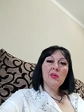 Snapshot of HelgaDennis chatting on 15, 6, 2026 HelgaDennis online show from 15, 6, 2026