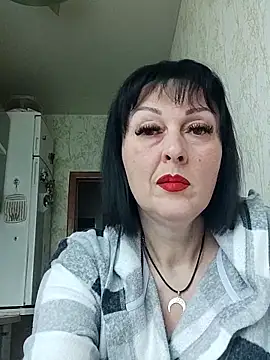 HelgaDennis online show from 28, 4, 2026