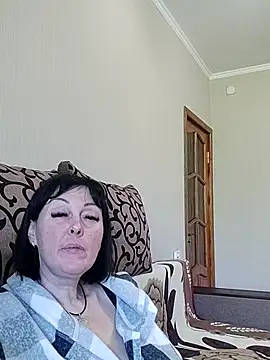Snapshot of HelgaDennis chatting on 7, 5, 2026 HelgaDennis online show from 7, 5, 2026