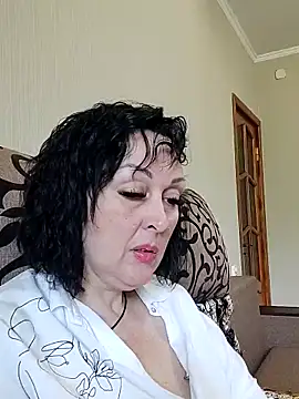 Snapshot of HelgaDennis chatting on 10, 6, 2026 HelgaDennis online show from 10, 6, 2026