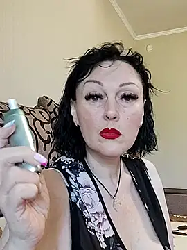 Snapshot of HelgaDennis chatting on 5, 6, 2026 HelgaDennis online show from 5, 6, 2026