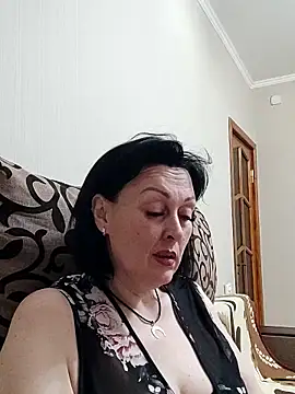 Snapshot of HelgaDennis chatting on 18, 5, 2026 HelgaDennis online show from 18, 5, 2026