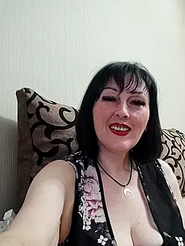 Snapshot of HelgaDennis chatting on 28, 5, 2026 HelgaDennis online show from 28, 5, 2026