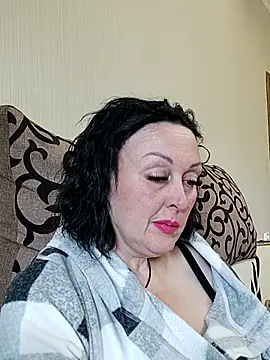 Snapshot of HelgaDennis chatting on 13, 6, 2026 HelgaDennis online show from 13, 6, 2026