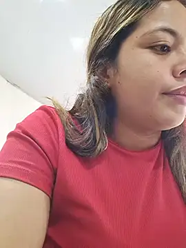 Yelii  online show from 25, 5, 2026
