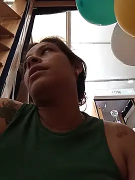 alanna6950 online show from 25, 5, 2026