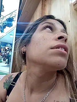 Snapshot of alanna6950 chatting on 31, 3, 2026 alanna6950 online show from 31, 3, 2026