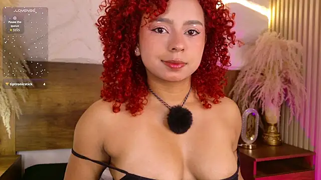 lara curly online show from 8, 5, 2026