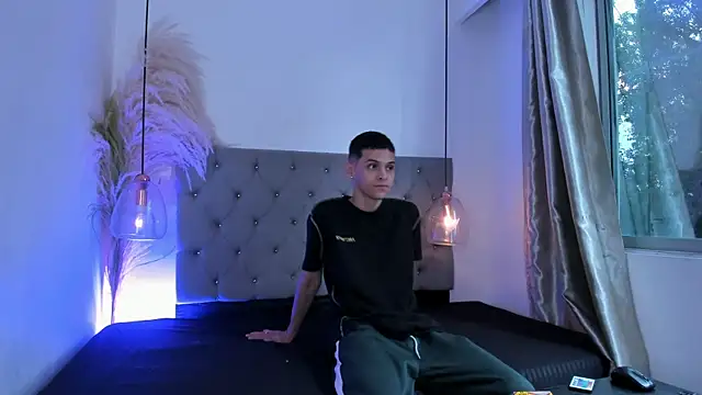 your d0ll1 online show from 15, 7, 2026