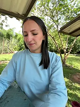 Silvia G online show from 22, 4, 2026