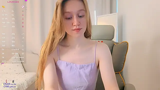 Snapshot of mowalova chatting on 19, 5, 2026 mowalova online show from 19, 5, 2026