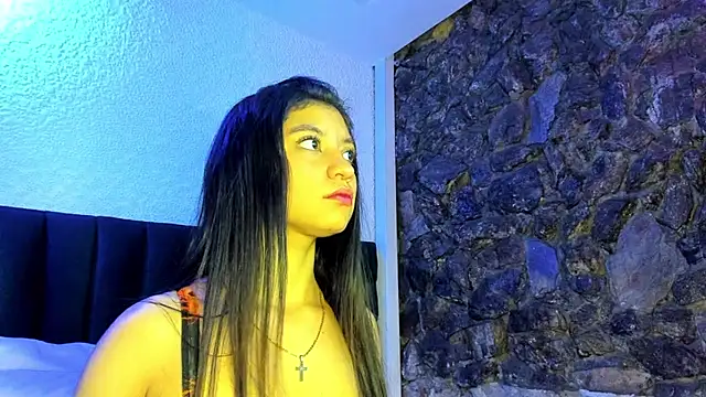 LindaCatalina  online show from 22, 5, 2026