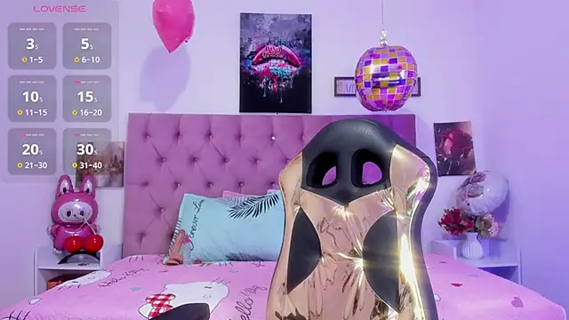 Natasha wishx online show from 27, 4, 2026