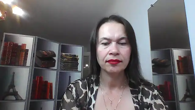 Snapshot of Selena_Moo chatting on 22, 7, 2026 Selena Moo online show from 22, 7, 2026
