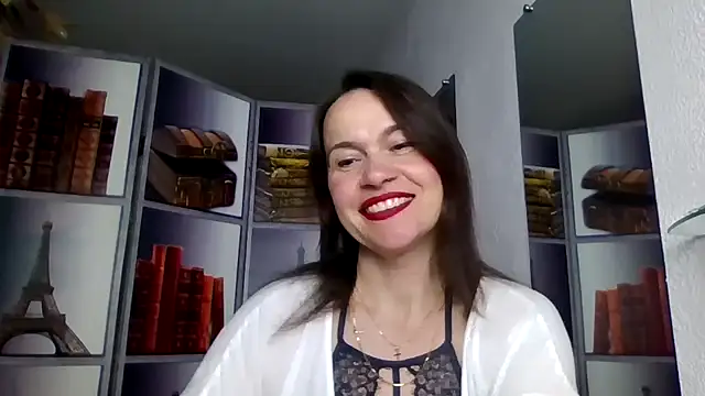 Selena Moo online show from 13, 4, 2026