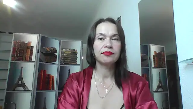 Snapshot of Selena_Moo chatting on 10, 7, 2026 Selena Moo online show from 10, 7, 2026