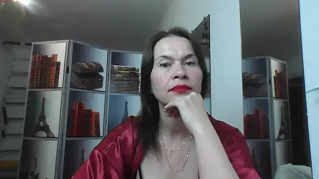 Snapshot of Selena_Moo chatting on 11, 7, 2026 Selena Moo online show from 11, 7, 2026