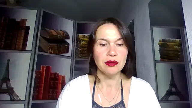 Selena Moo online show from 25, 3, 2026