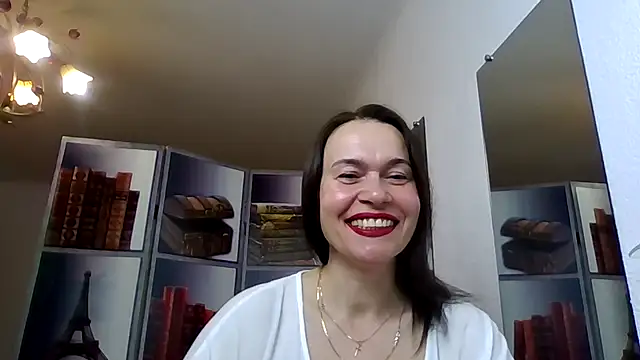 Selena Moo online show from 22, 4, 2026
