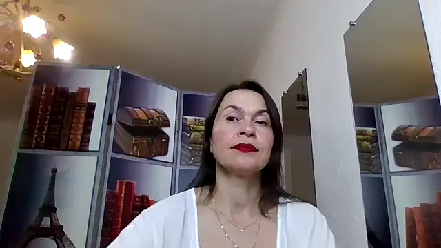 Selena Moo online show from 23, 4, 2026