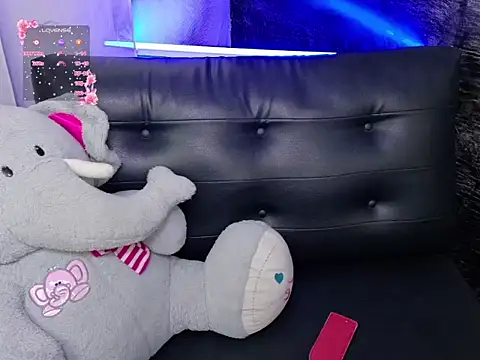 Snapshot of Shadai_Ross chatting on 8, 6, 2026 Shadai Ross online show from 8, 6, 2026