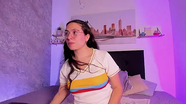 SofiaLujan  online show from 23, 6, 2026