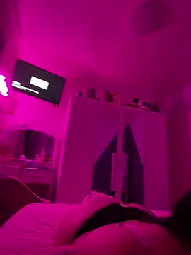 likiaaaaa online show from 2, 4, 2026