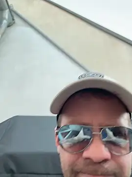 Snapshot of stefhart chatting on 11, 4, 2026 stefhart online show from 11, 4, 2026