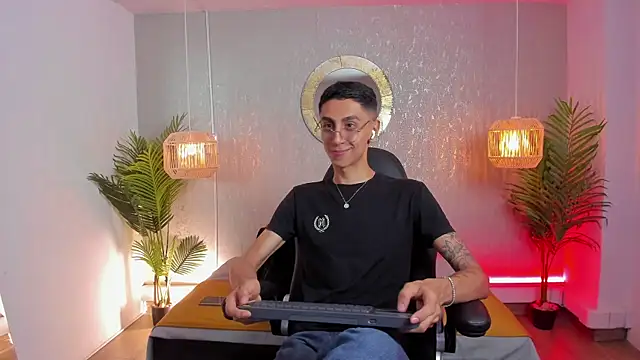 Snapshot of Gio_carangi chatting on 6, 5, 2026 Gio carangi online show from 6, 5, 2026