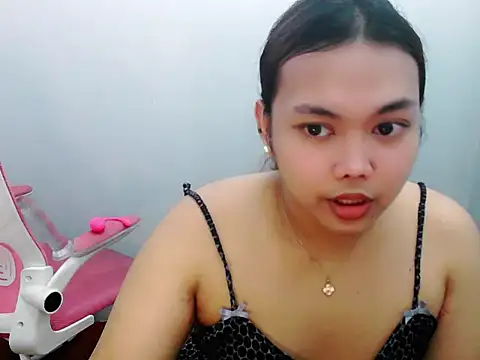 Snapshot of Gel_Huge_Butt chatting on 28, 4, 2026 Gel Huge Butt online show from 28, 4, 2026