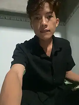 Nguyencuong1999 online show from 14, 5, 2026