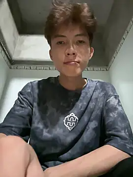 Nguyencuong1999 online show from 11, 5, 2026
