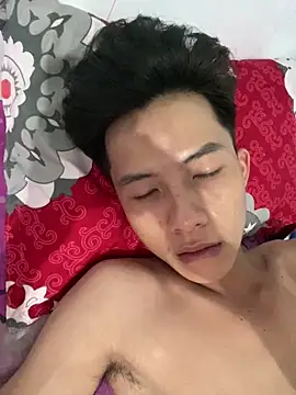 Nguyencuong1999 online show from 18, 4, 2026